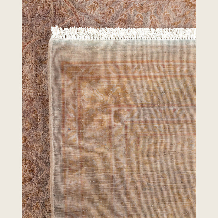 Beige Traditional Samsara Wool Rug - 9'3" x 15'8"
