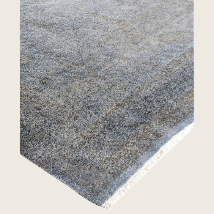 Grey Traditional Samsara Wool Rug - 8'1" x 9'8"
