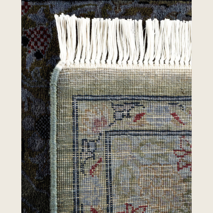 Grey Traditional Samsara Wool Runner - 2'8" x 18'10"