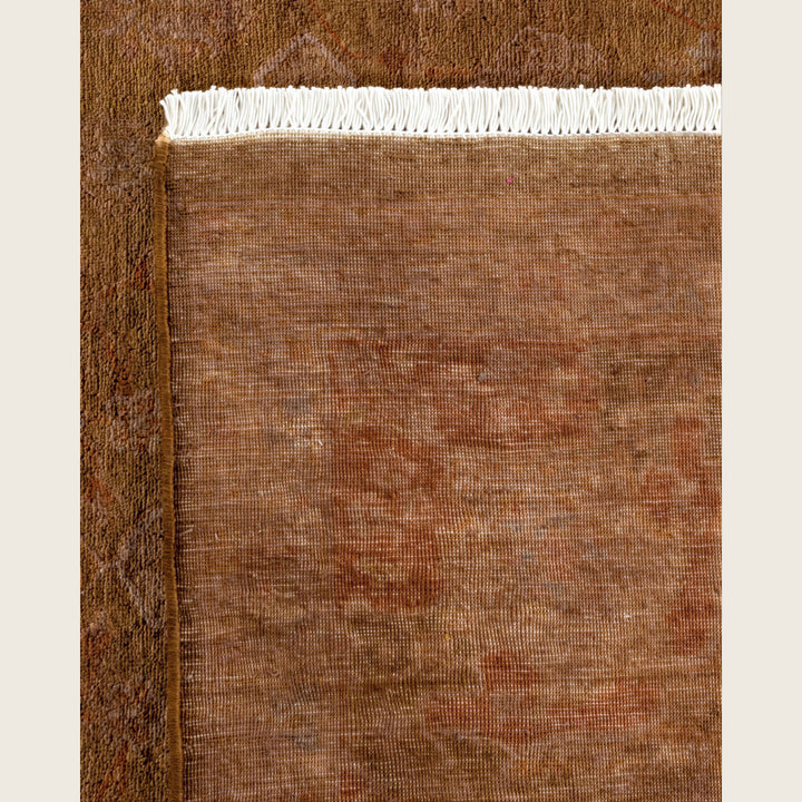 Brown Traditional Samsara Wool Rug - 6'1" x 10'7"