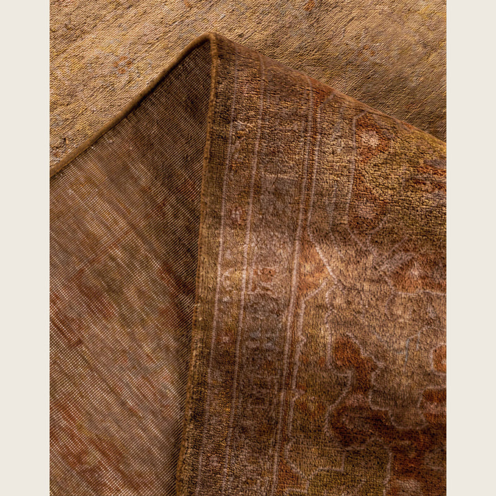 Brown Traditional Samsara Wool Rug - 6'1" x 10'7"