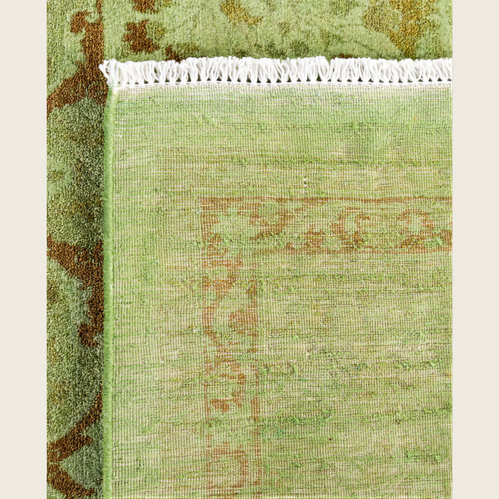 Green Traditional Samsara Wool Rug - 8'2" x 10'5"