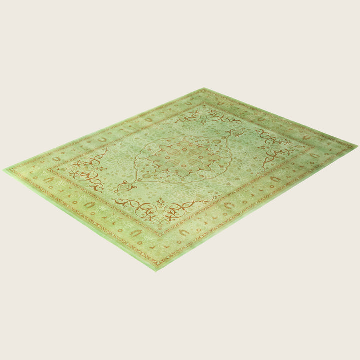 Green Traditional Samsara Wool Rug - 8'2" x 10'5"