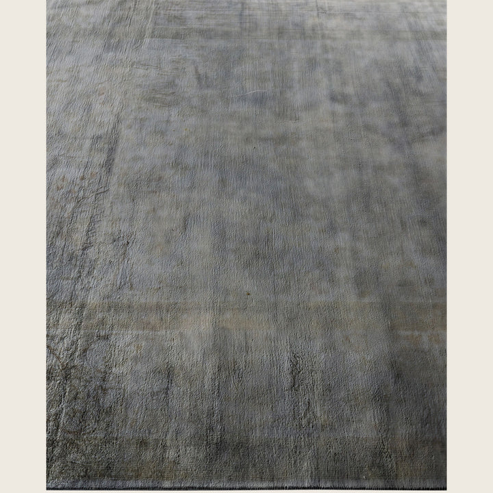 Grey Traditional Samsara Wool Rug - 6'2" x 8'10"