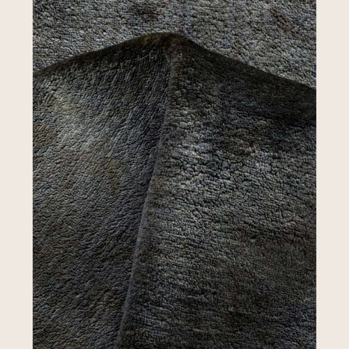 Grey Traditional Samsara Wool Rug - 6'2" x 8'10"