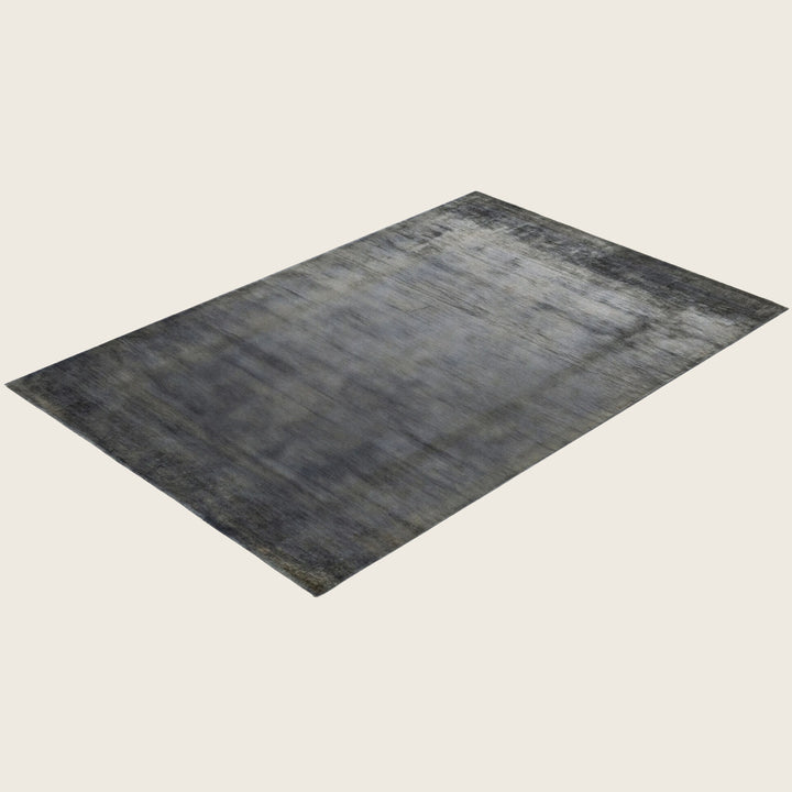 Grey Traditional Samsara Wool Rug - 6'2" x 8'10"