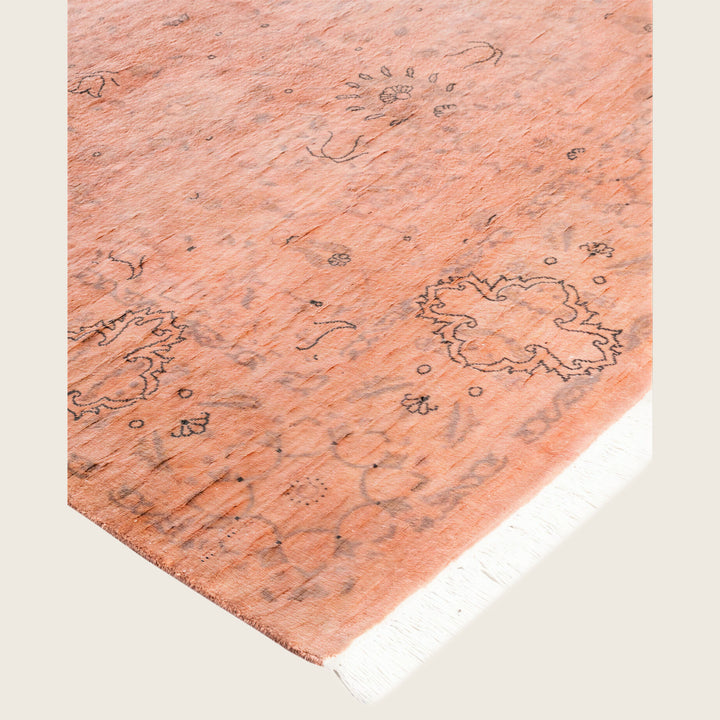 Pink Traditional Samsara Wool Rug - 4'2" x 6'1"