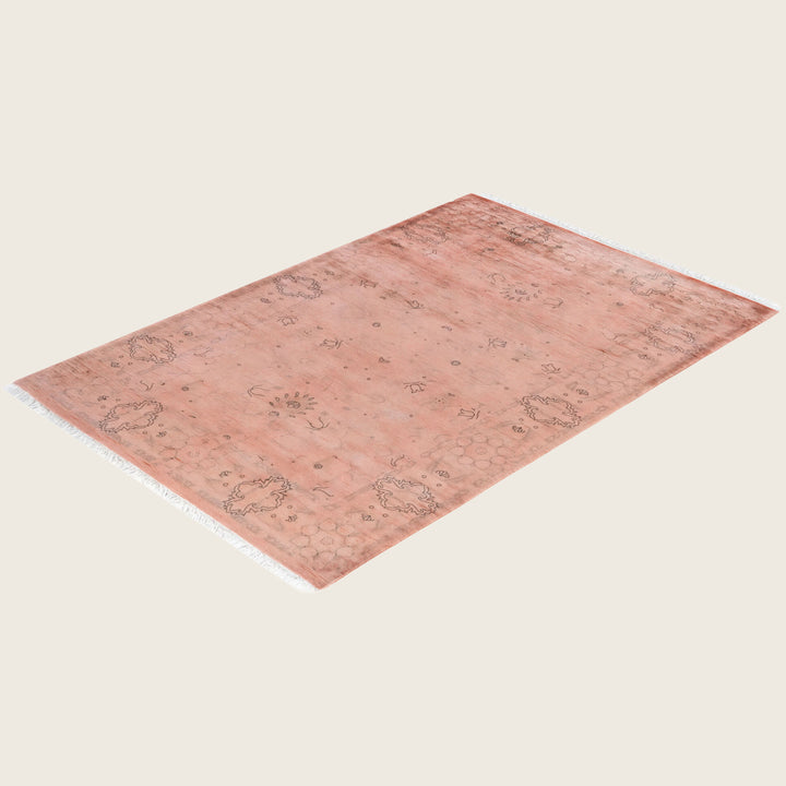 Pink Traditional Samsara Wool Rug - 4'2" x 6'1"