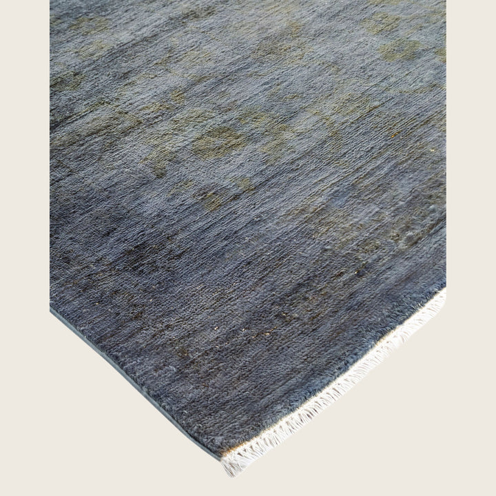 Grey Traditional Samsara Wool Rug - 12'1" x 15'7"