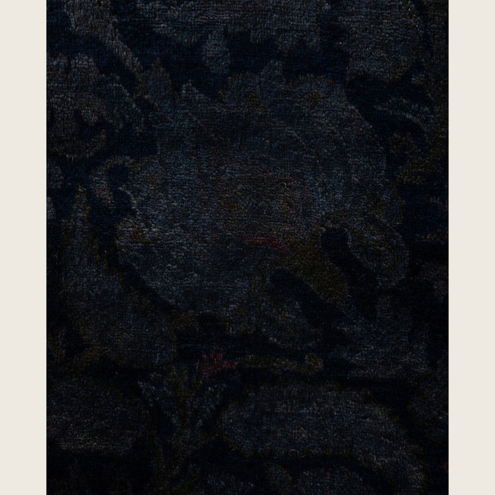 Black Traditional Samsara Wool Rug - 8'10" x 11'10"