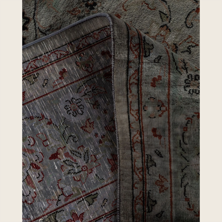 Grey Traditional Samsara Wool Rug - 6'3" x 9'3"