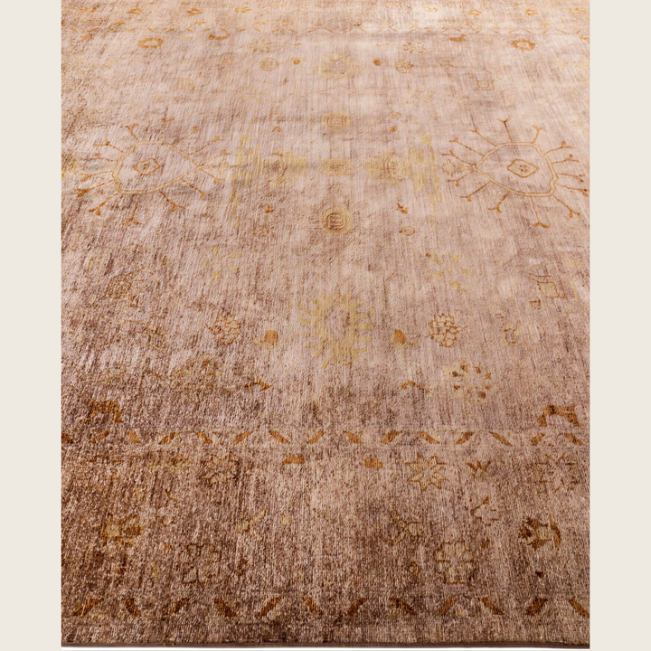 Beige Traditional Samsara Wool Rug - 8'2" x 9'10"