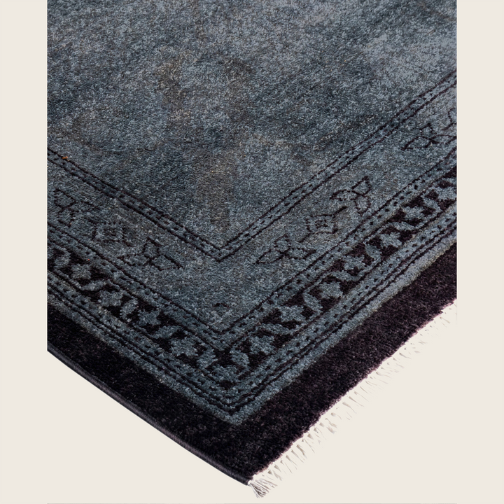 Black Traditional Samsara Wool Rug - 10'5" x 14'8"