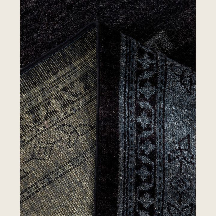 Black Traditional Samsara Wool Rug - 10'5" x 14'8"