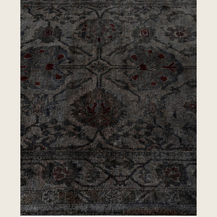 Grey Traditional Samsara Wool Runner - 3' x 11'10"