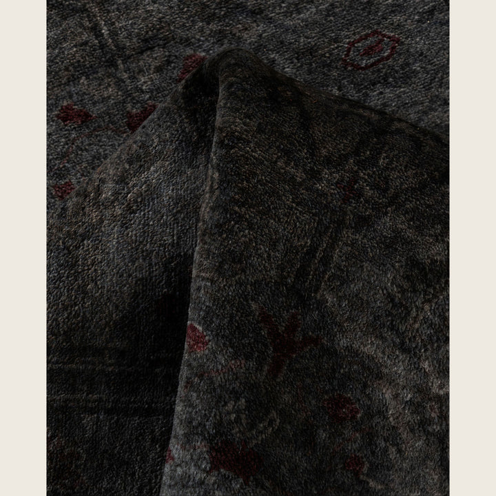 Grey Traditional Samsara Wool Runner - 3' x 11'10"