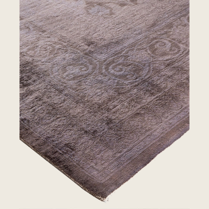 Grey Traditional Samsara Wool Rug - 8' x 10'1"