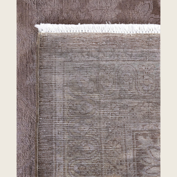 Grey Traditional Samsara Wool Rug - 8' x 10'1"