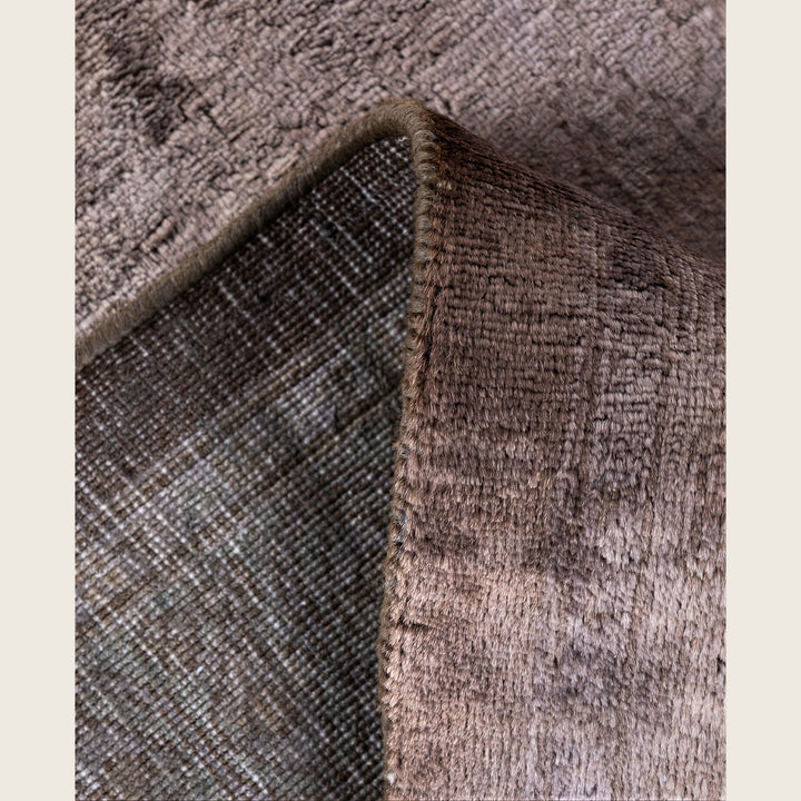Grey Traditional Samsara Wool Rug - 8' x 10'1"