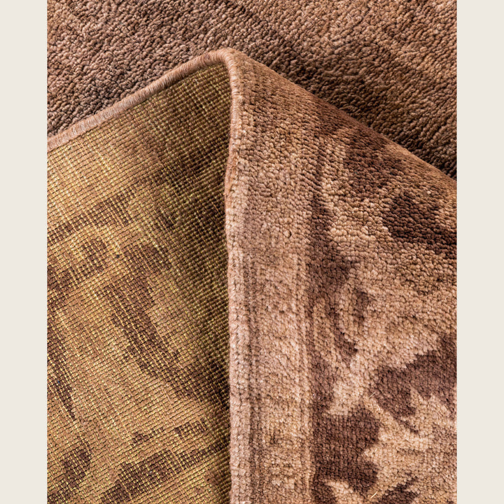Beige Traditional Samsara Wool Rug - 4' x 6'1"