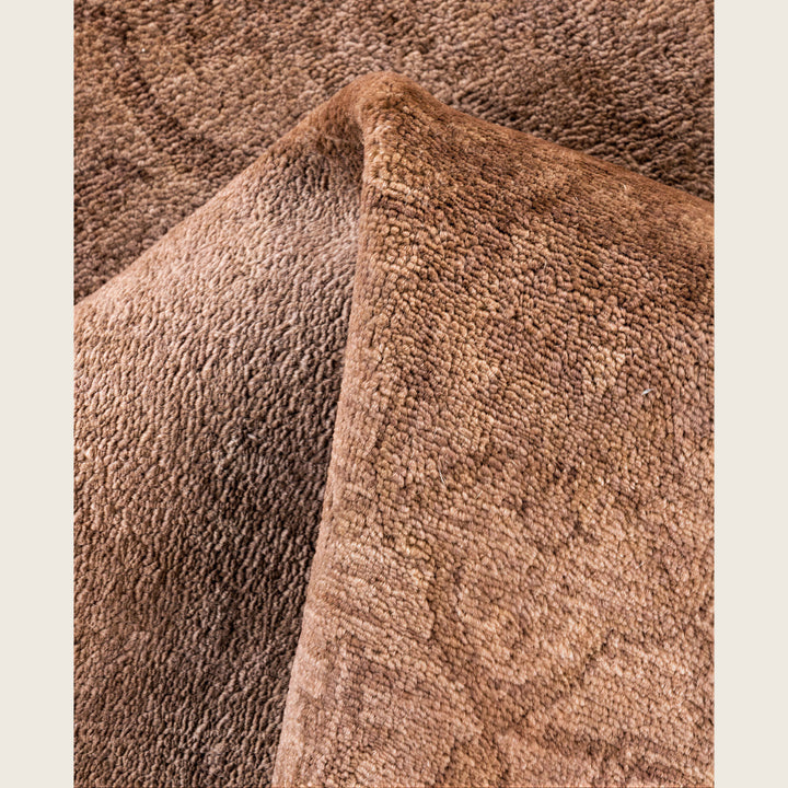 Beige Traditional Samsara Wool Rug - 4' x 6'1"