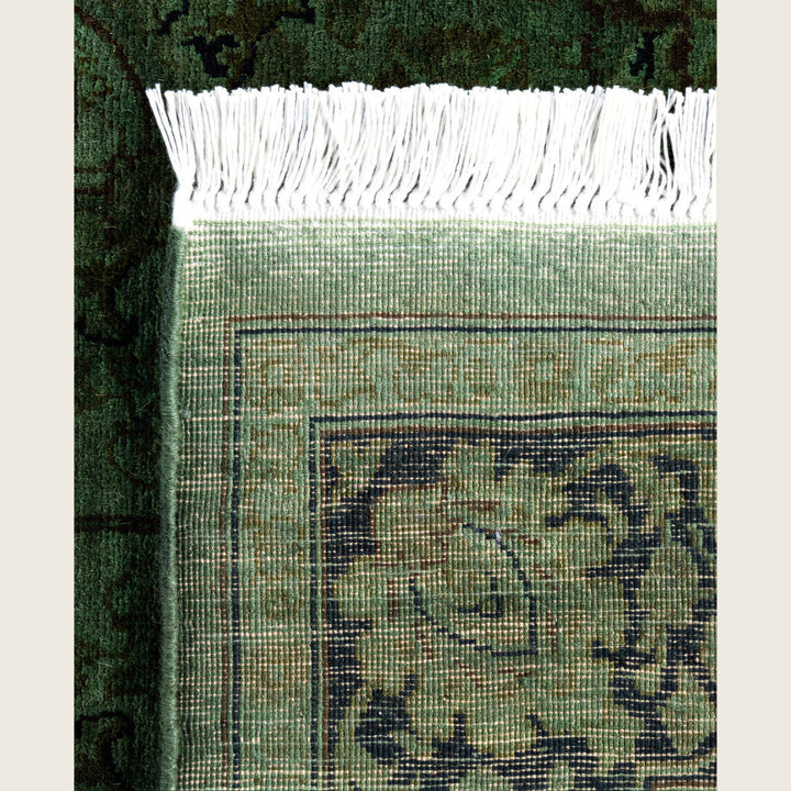 Green Traditional Samsara Wool Runner - 3' x 8'9"