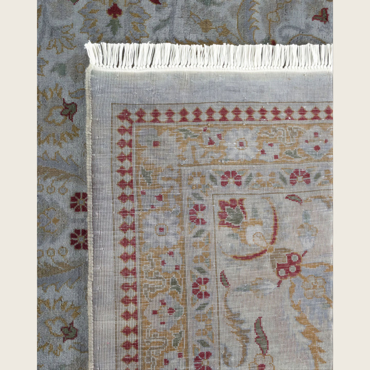 Grey Traditional Samsara Wool Rug - 10'1" x 14'5"