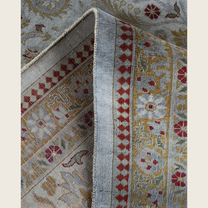 Grey Traditional Samsara Wool Rug - 10'1" x 14'5"