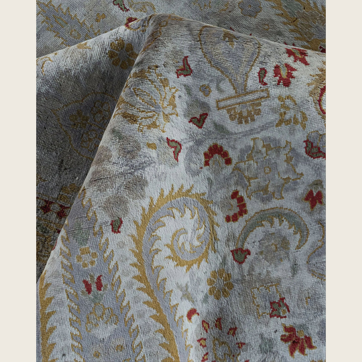 Grey Traditional Samsara Wool Rug - 10'1" x 14'5"