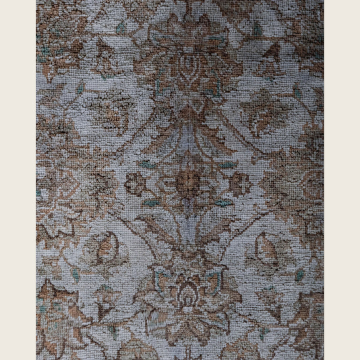 Grey Traditional Samsara Wool Runner - 2'7" x 10'7"