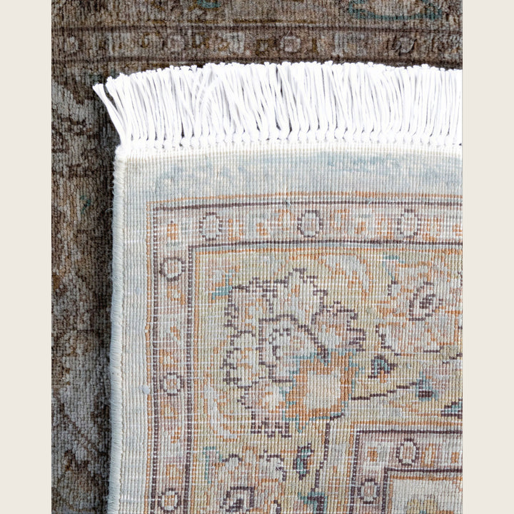 Grey Traditional Samsara Wool Runner - 2'7" x 10'7"