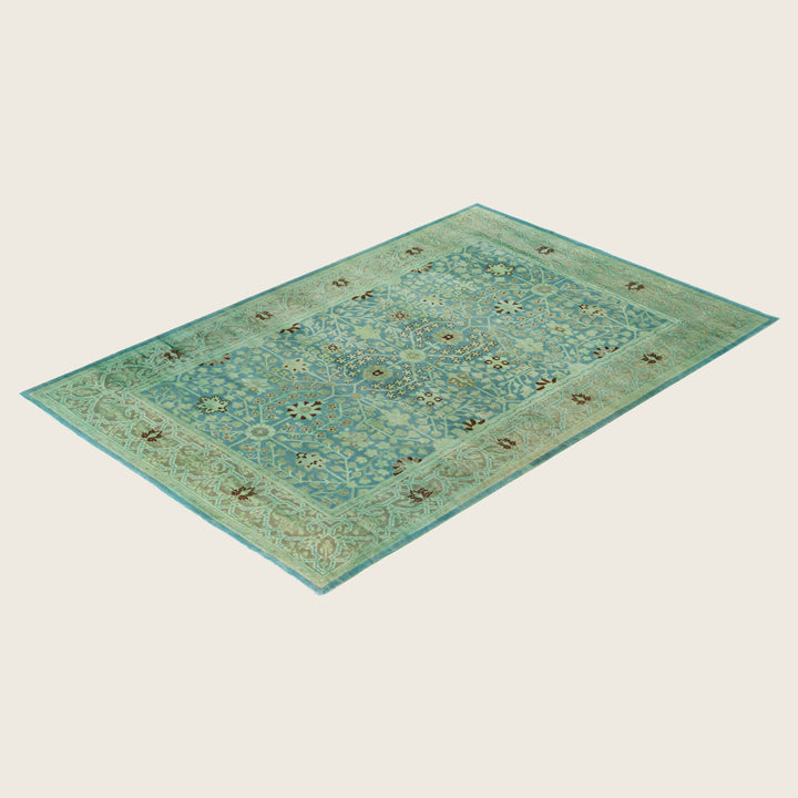 Green Traditional Samsara Wool Rug - 4'1" x 6'2"