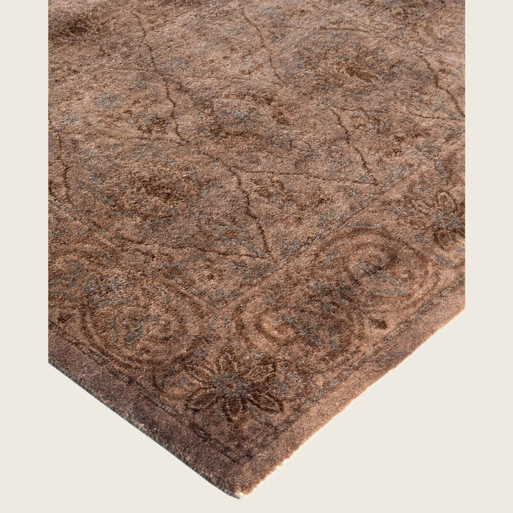 Brown Traditional Samsara Wool Runner - 2'6" x 9'10"