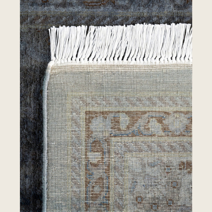 Grey Traditional Samsara Wool Runner - 2'6" x 8'8"