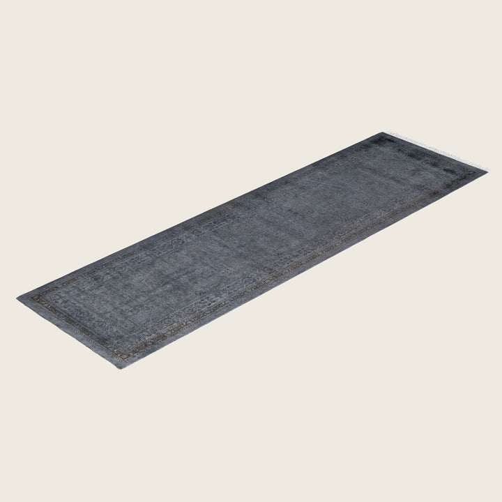 Grey Traditional Samsara Wool Runner - 2'6" x 8'8"