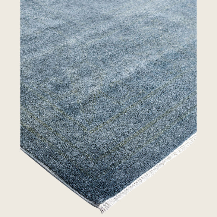 Blue Traditional Samsara Wool Rug - 8'3" x 10'4"