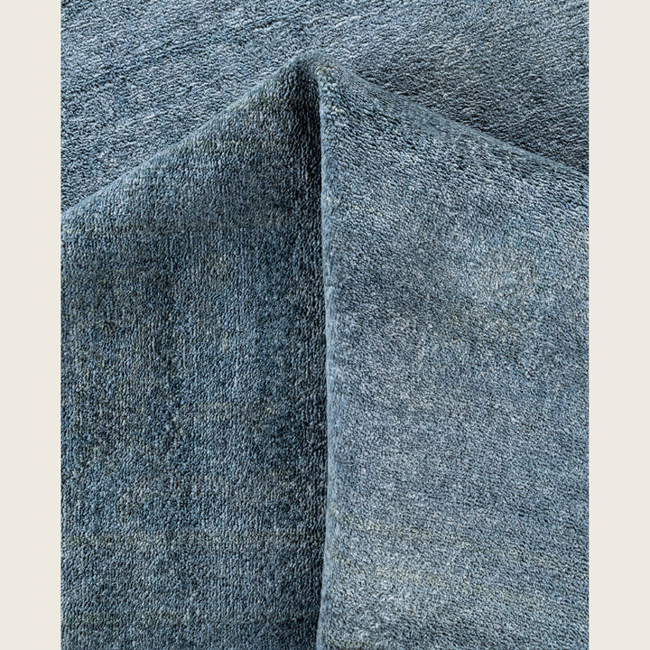 Blue Traditional Samsara Wool Rug - 8'3" x 10'4"