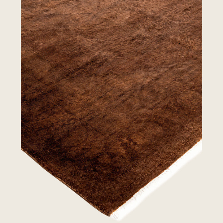 Brown Traditional Samsara Wool Rug - 4'3" x 6'1"