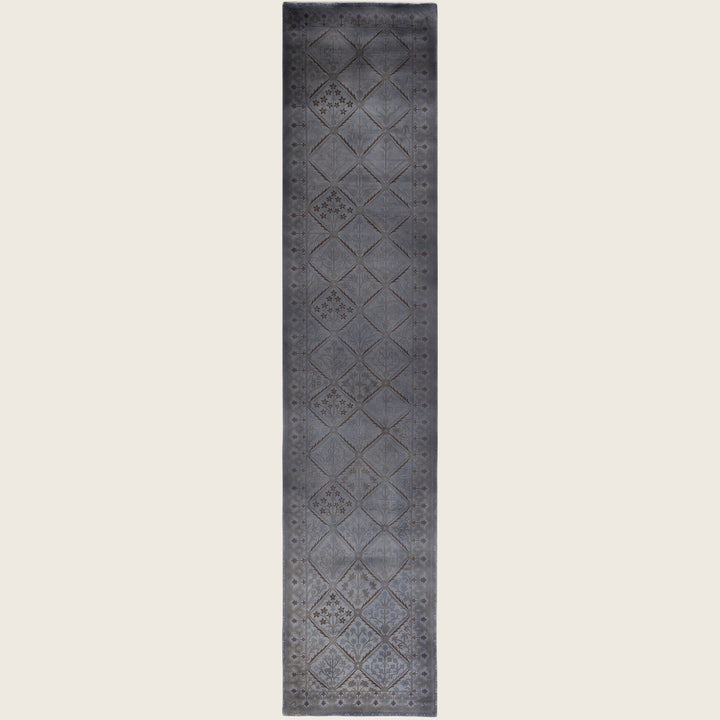 Grey Traditional Samsara Wool Runner - 2'6" x 11'10"