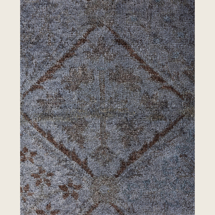 Grey Traditional Samsara Wool Runner - 2'6" x 11'10"