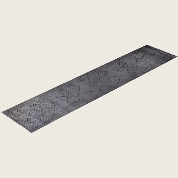 Grey Traditional Samsara Wool Runner - 2'6" x 11'10"
