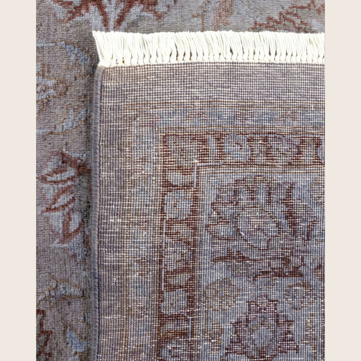 Grey Traditional Samsara Wool Rug - 4'7" x 6'6"