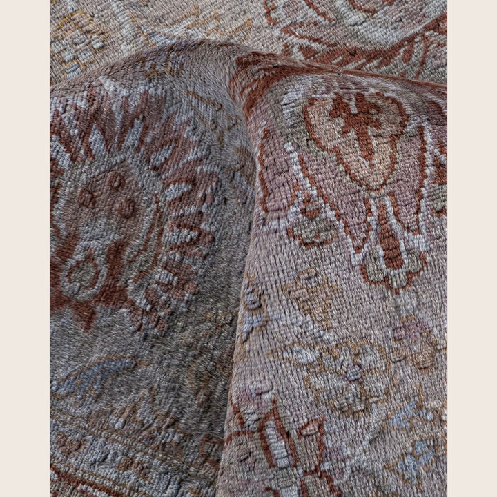 Grey Traditional Samsara Wool Rug - 4'7" x 6'6"
