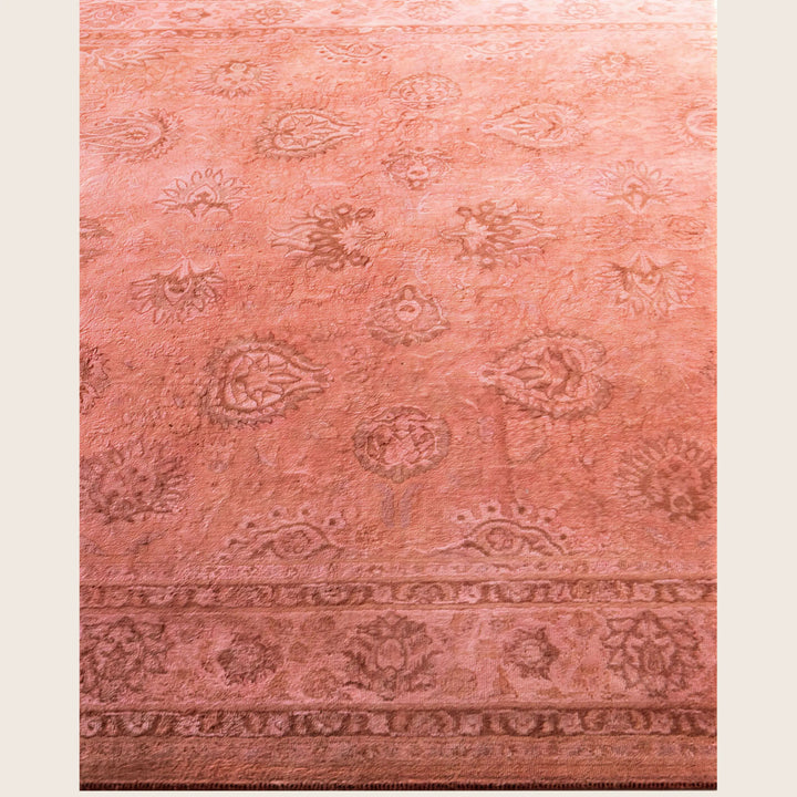 Pink Traditional Samsara Wool Rug - 4'7" x 6'9"
