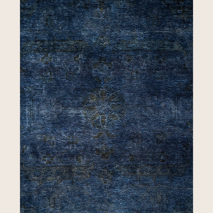 Navy Traditional Samsara Wool Rug - 4'1" x 6'1"