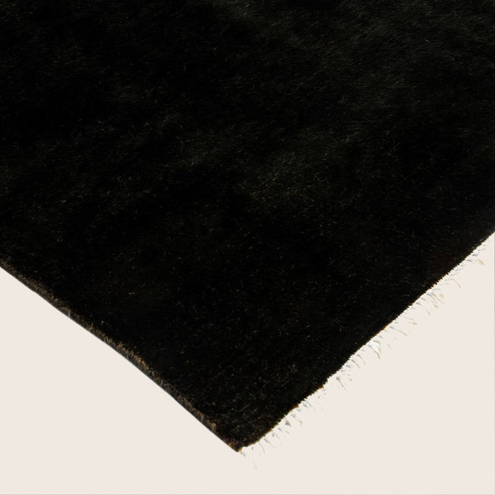 Black Traditional Samsara Wool Rug - 10'4" x 13'9"