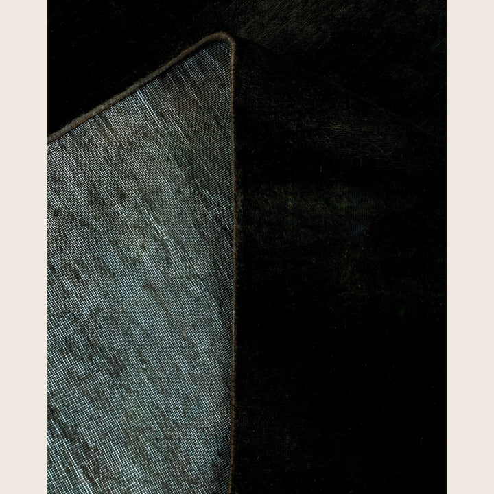 Black Traditional Samsara Wool Rug - 10'4" x 13'9"