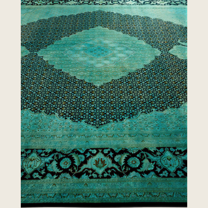 Green Traditional Samsara Wool Rug - 9' x 12'2"