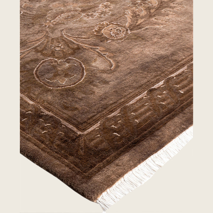 Beige Traditional Samsara Wool Rug - 8'2" x 11'4"