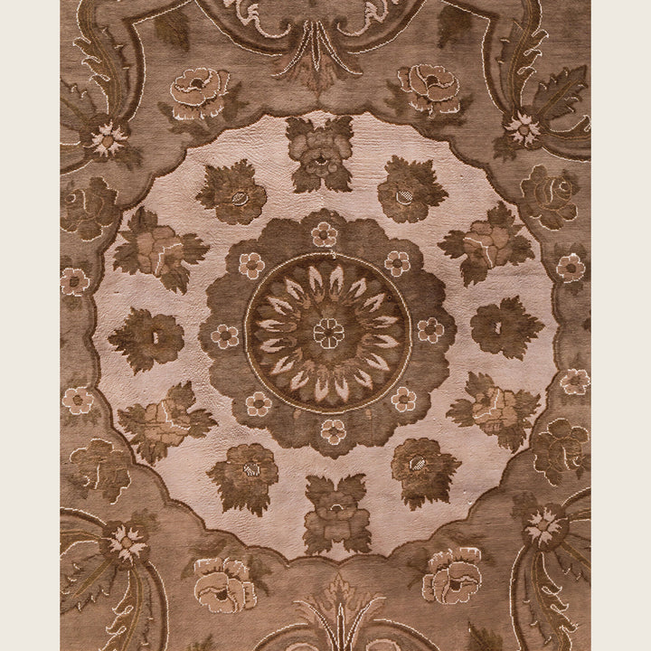 Beige Traditional Samsara Wool Rug - 8'2" x 11'4"